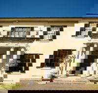 Wivenhoe House - Tourism Guide