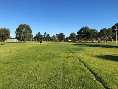 Yakka Park - Tourism Guide 1