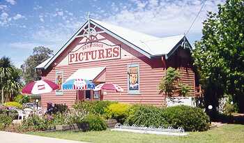 Huskisson Pictures - Tourism Guide 1