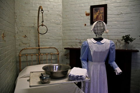 Carcoar Hospital Museum - Tourism Guide 2