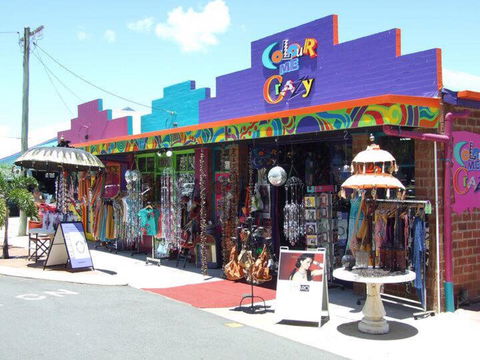 Colour Me Crazy - Tourism Guide 0