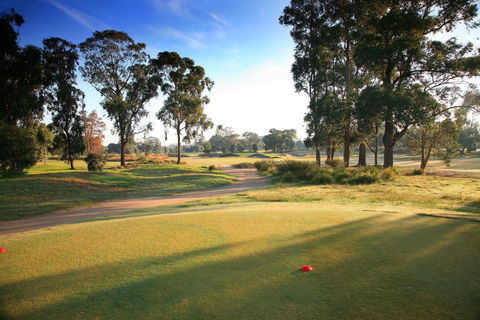 Huntingdale Golf Club - Cruises Travel 0