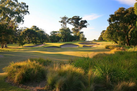 Huntingdale Golf Club - Cruises Travel 1