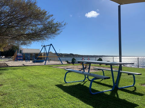 Stansbury Playground - Tourism Guide 2