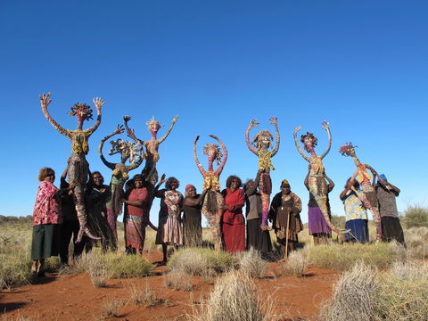 Tjanpi Desert Weavers - Tourism Guide 2