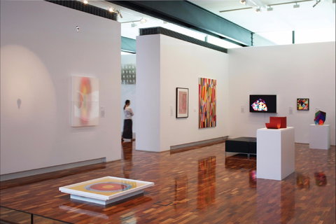 UQ Art Museum - Travel Agents 1