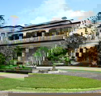 Yallum Park - Tourism Guide