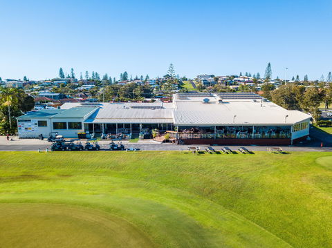 Yamba Golf And Country Club - Tourism Guide 0