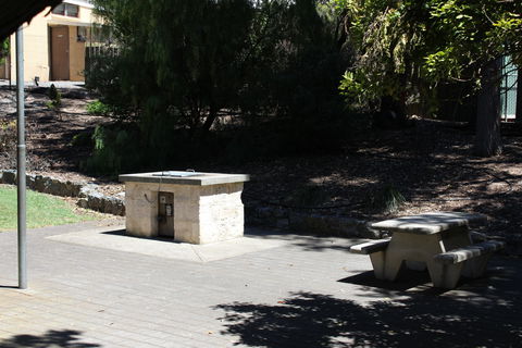Flinders Park Playground - Tourism Guide 2
