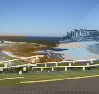 Newcastle Beach - Travel Search
