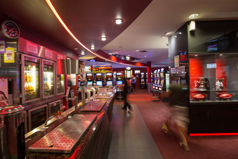 Ainslie Football And Social Club - Travel Search 0
