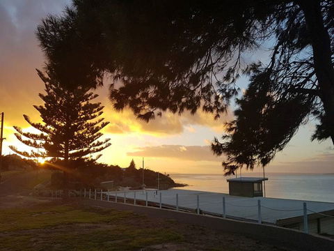 Brownlow To Kingscote Trail - Tourism Guide 0