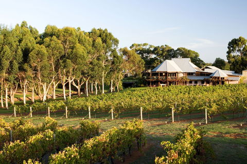 Tom Cullity Drive, Margaret River Gourmet Food And Wine Trail - Tourism Guide 1