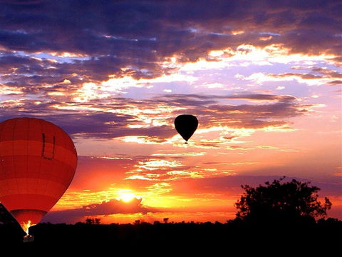 Alice Springs And Surrounds - Tourism Guide 2