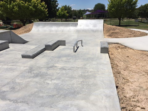 Blayney Skate Park - Travel Agents 2