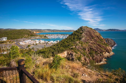 Capricorn Coast National Park - Travel Agents 0