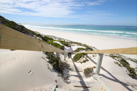 Coffin Bay National Park - Tourism Guide 0