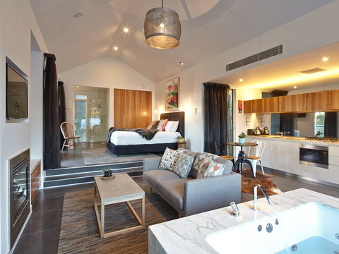 Hepburn Bathhouse & Spa - Tourism Guide 1