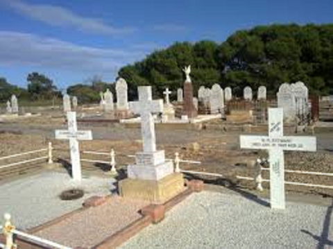 Historic Clan Ranald Shipwreck Graves - Tourism Guide 0