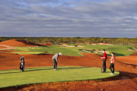 Kalgoorlie Golf Course - Tourism Guide 0