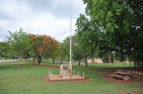 Mataranka War Memorial - Cruises Travel 0