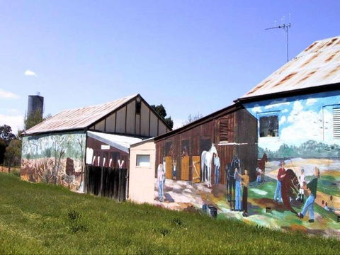 Mendooran Mural Town - Travel Search 0