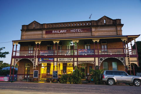 Overlander's Way - Cruises Travel 1