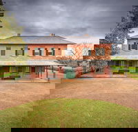 Rouse Hill Estate - Tourism Guide