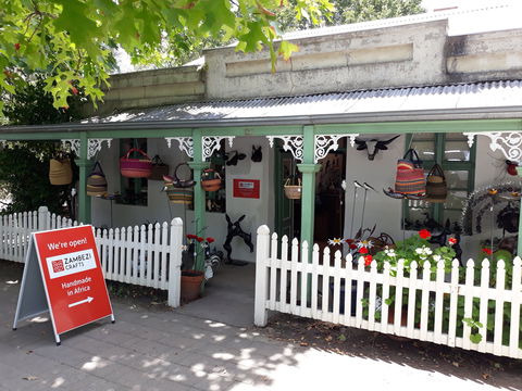Zambezi Crafts - Tourism Guide 0