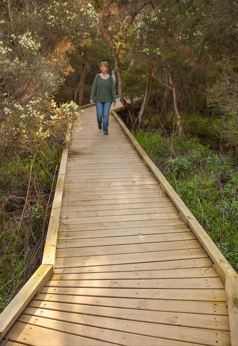 Balcombe Creek Estuary Boardwalk - Travel Agents 0