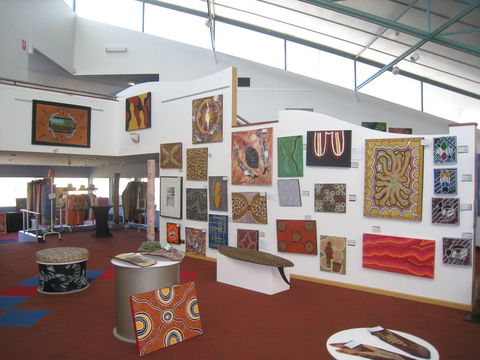Burrunju Art Gallery - Tourism Guide 1