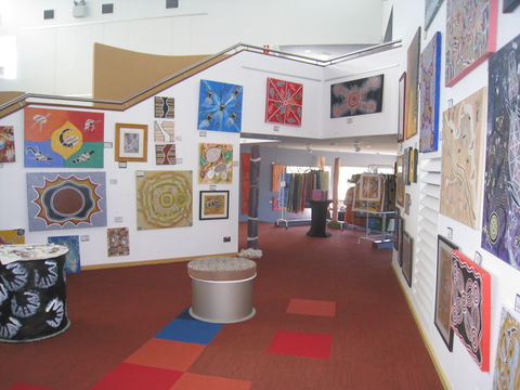 Burrunju Art Gallery - Tourism Guide 2