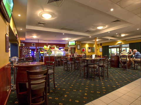 Canberra Irish Club - Tourism Guide 0
