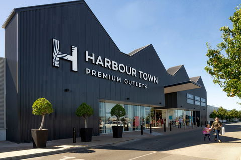 Harbour Town Premium Outlets - Tourism Guide 0