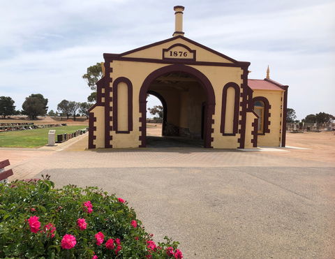 Kadina Cemetery - Tourism Guide 0