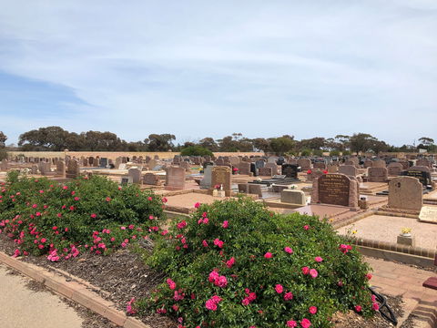 Kadina Cemetery - Tourism Guide 2