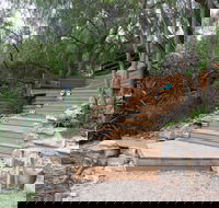 Looking Glass Garden - Tourism Guide
