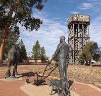 Merredin Railway Water Tower - Tourism Guide