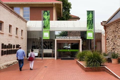 Migration Museum - Tourism Guide 0