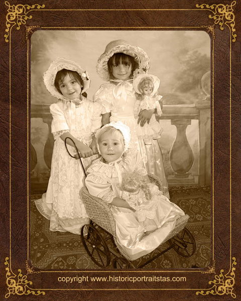 Olde Time Portraits - Tourism Guide 0