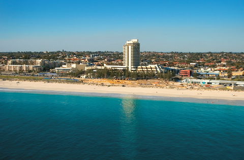 Scarborough Beach - Tourism Guide 0