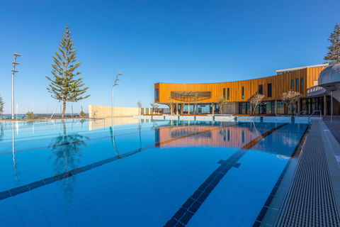 Scarborough Beach - Tourism Guide 1