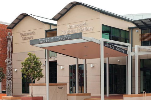 Tamworth Regional Gallery - Tourism Guide 0