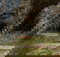 Yarrangobilly Caves  Castle walk - Cruises Travel