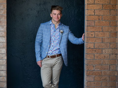 Blowes Clothing - Tourism Guide 0