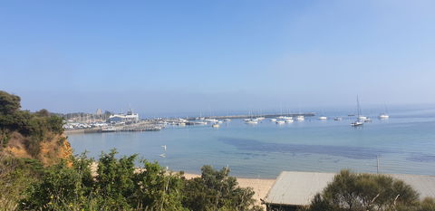 Mothers Beach, Mornington - Tourism Guide 1