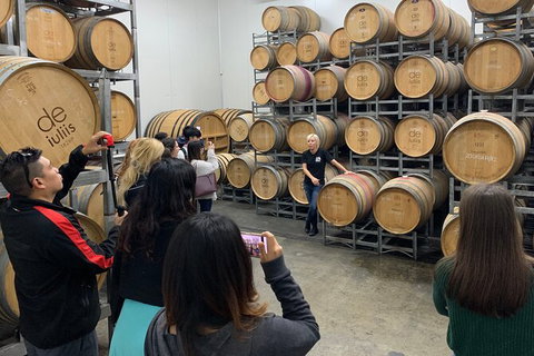 Hunter Valley Small Group Wine, Gin, Cheese & Chocolate Tour - Tourism Guide 8