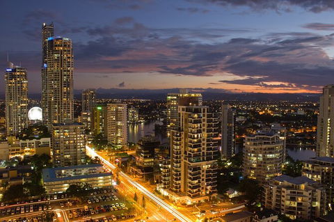 Arrival Private Transfers From Gold Coast Airport OOL To Gold Coast City - Tourism Guide 4
