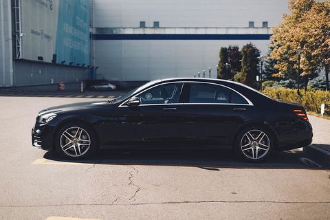Arrival Private Transfers: Brisbane Airport BNE To Brisbane In Business Car - Tourism Guide 0