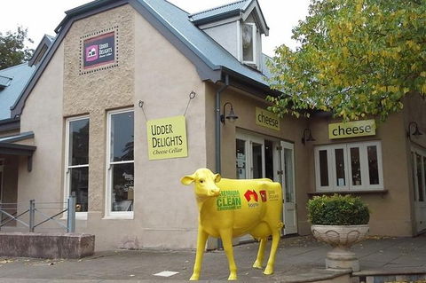 Adelaide Hills Regional / Hahndorf German Village Tour - Tourism Guide 1